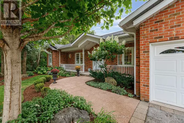 Blue Mountains, ON N0H1J0,180 RUSSELL STREET E