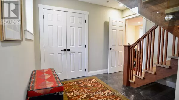 Meaford, ON N4L1C1,247 ST VINCENT STREET