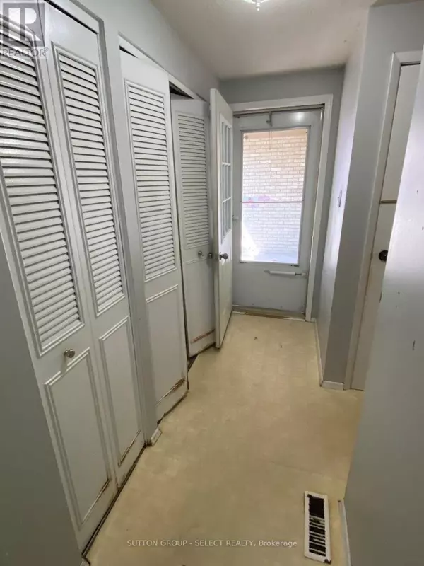 Guelph (willow West/sugarbush/west Acres), ON N1K1A3,700 Paisley RD #46