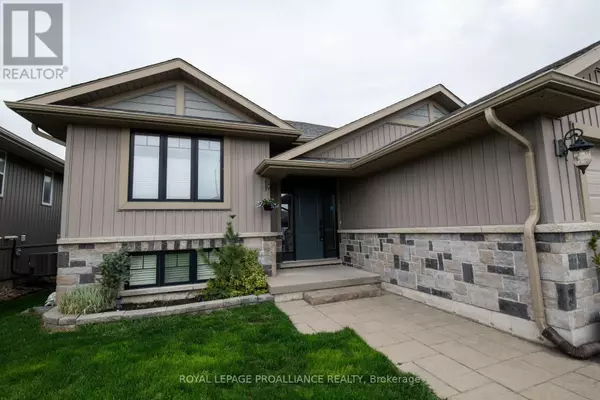 Belleville (belleville Ward), ON K8P0C5,28 BUTTERNUT COURT