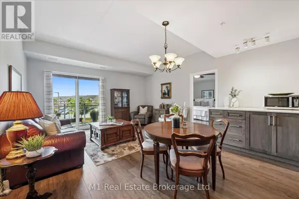 Guelph (pineridge/westminster Woods), ON N1L1B3,35 Kingsbury SQ #215