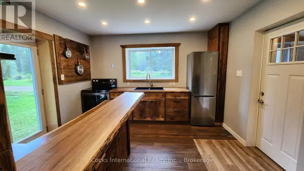 Armour, ON P0A1C0,96 PICKEREL & JACK LAKE ROAD