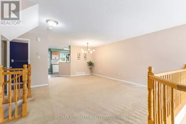 Ottawa, ON K2K3N6,70 Edenvale DR #169