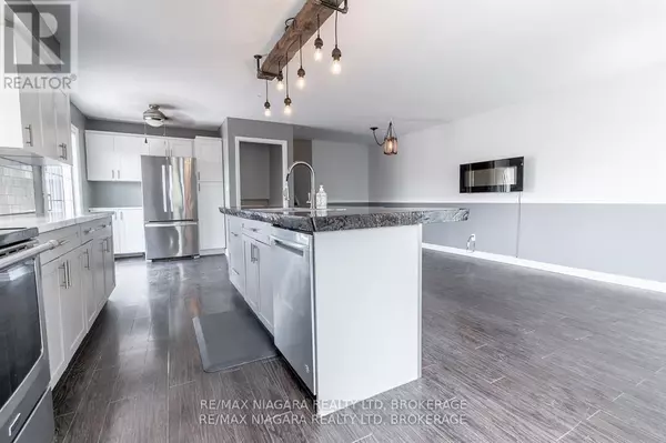 St. Catharines (secord Woods), ON L2P2W6,49 AUTUMN PLACE