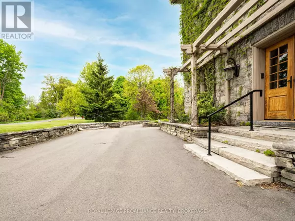 Stone Mills (stone Mills), ON K0K3G0,46 CONCESSION STREET S