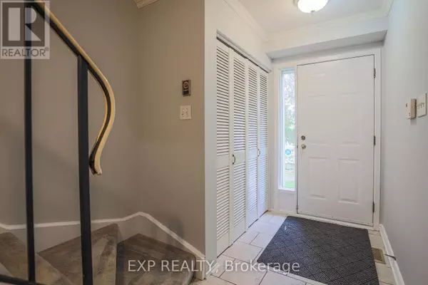 Ottawa, ON K2L1Z8,78 PEARY WAY