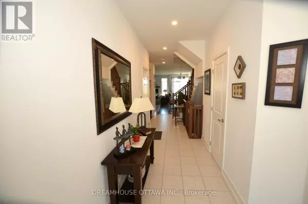 Ottawa, ON K2S2Y2,257 FINSBURY AVENUE