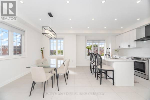 99 BURKE STREET, Hamilton (waterdown), ON L8B0T8