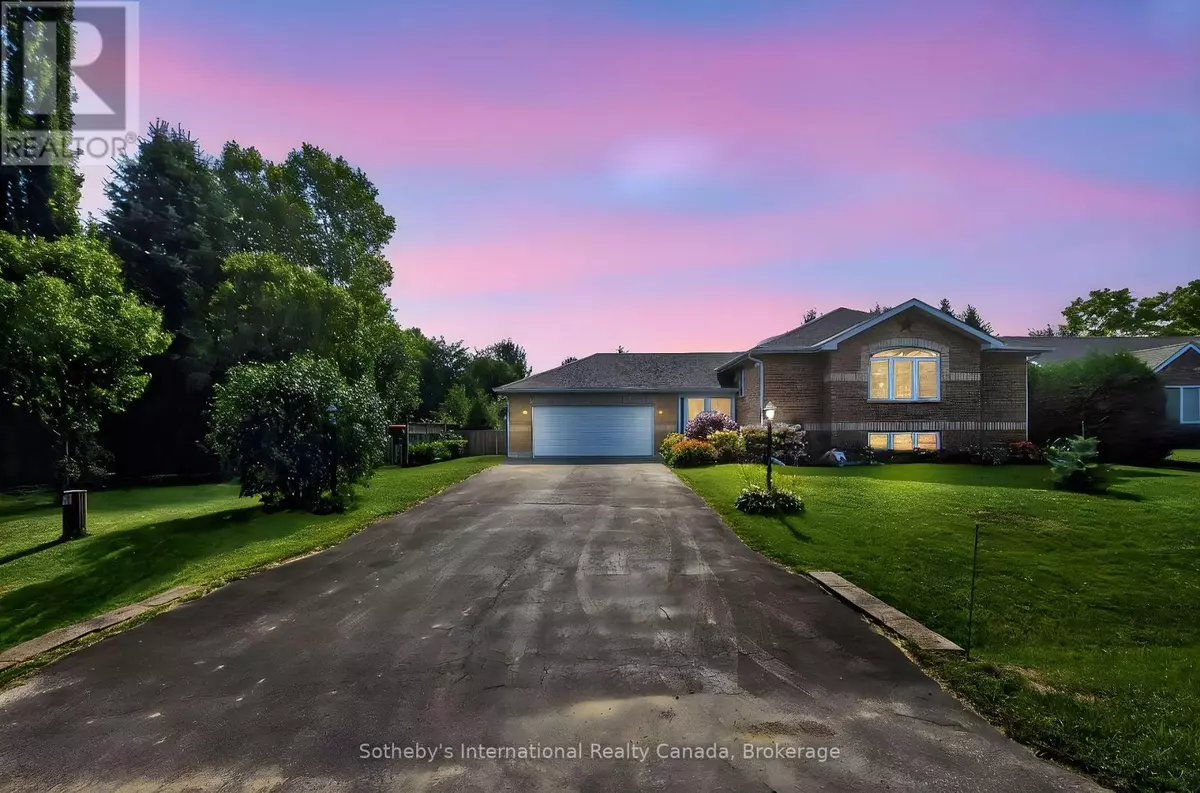 Blue Mountains, ON N0H2P0,35 ELGIN STREET S