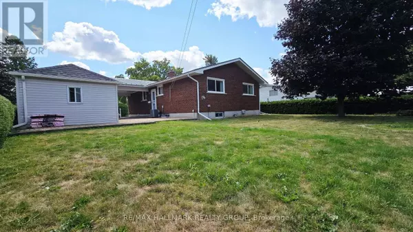 Ottawa, ON K2H6N9,38 HADLEY CIRCLE