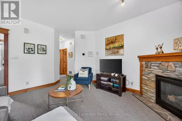 Blue Mountains, ON L9Y0V1,170 Snowbridge WAY #121