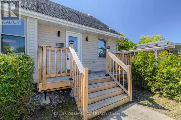 Ottawa, ON K2G2R8,92 MEADOWLANDS DRIVE W