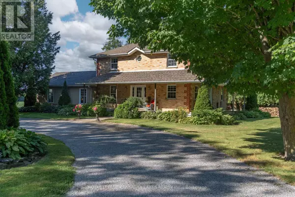 Kawartha Lakes (mariposa), ON K0M2T0,890 WOODVILLE ROAD