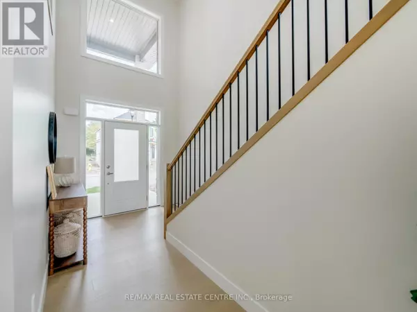 Lucan Biddulph (granton), ON N0M1V0,7966 Fallon DR #7