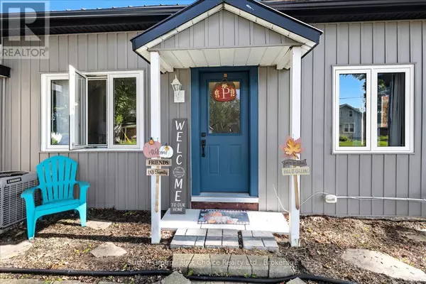 West Perth (mitchell), ON N0K1N0,33 VICTORIA STREET