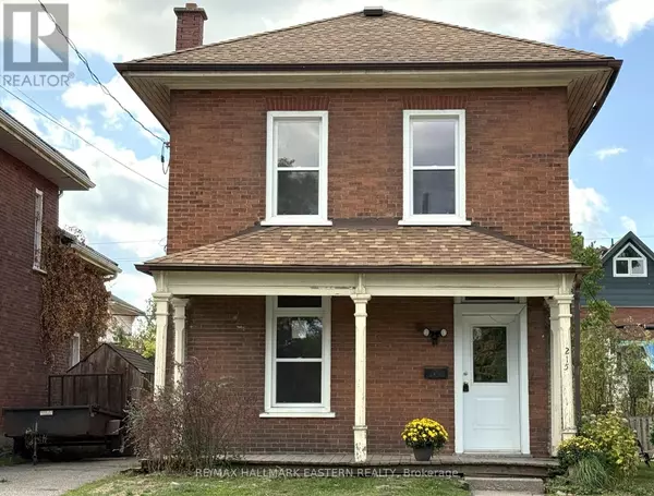215 STEWART STREET, Peterborough (town Ward 3), ON K9J3M6