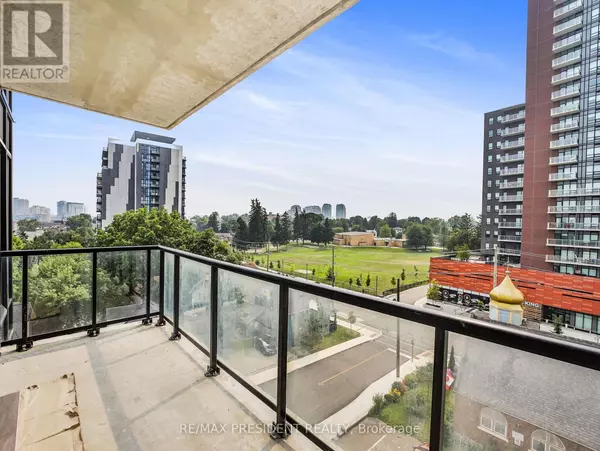 Waterloo, ON N2J2Y2,160 King ST North #601