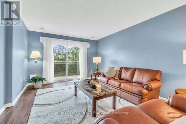 Centre Wellington (fergus), ON N1M3R6,245 queen ST West #202