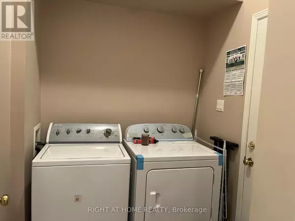 Ottawa, ON K2J5B8,270 DEERCROFT AVENUE