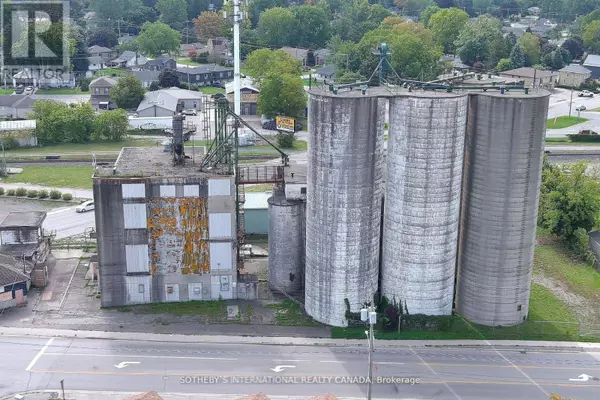 Strathroy-caradoc (nw), ON N7G1V5,62 ALBERT STREET