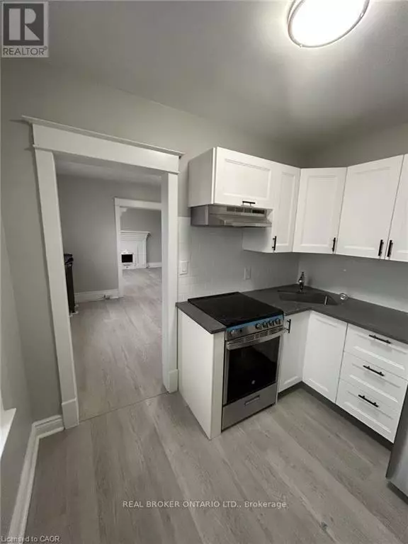 Hamilton (crown Point), ON L8M1N3,983 East Main ST East #6