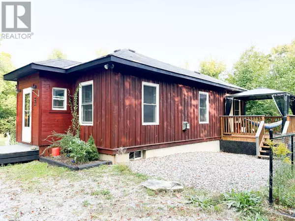 1037A PALMERSTON CRESCENT, Frontenac (frontenac North), ON K0H2R0