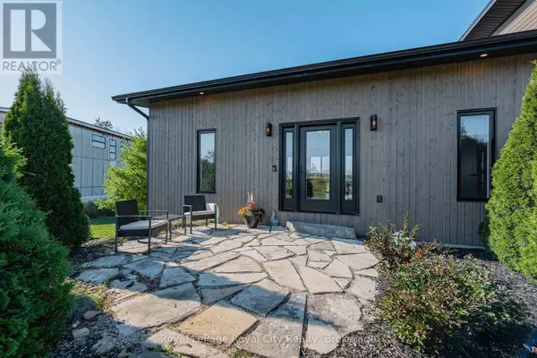 Meaford, ON N0H1B0,103 UGOVSEK CRESCENT