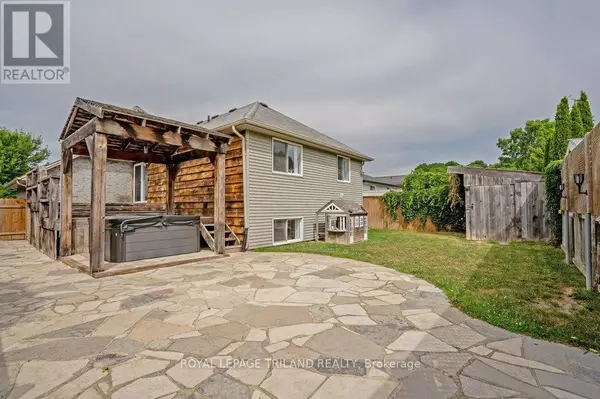 Central Elgin, ON N5L1B2,307 FRANCES STREET