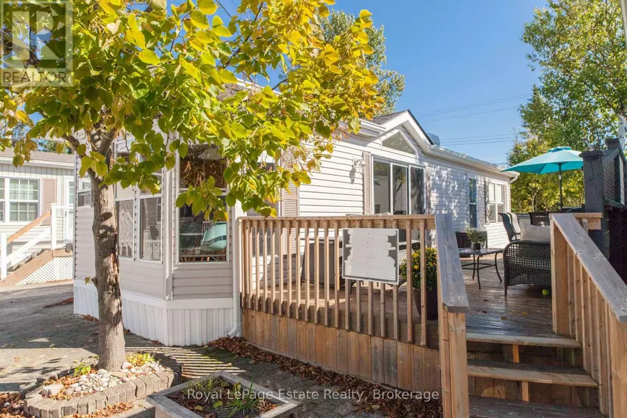 25 7th AVE South #22, Native Leased Lands, ON N0H2G0