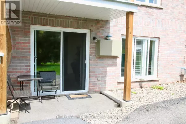 Russell, ON K4R1B8,97 Mill ST #1C