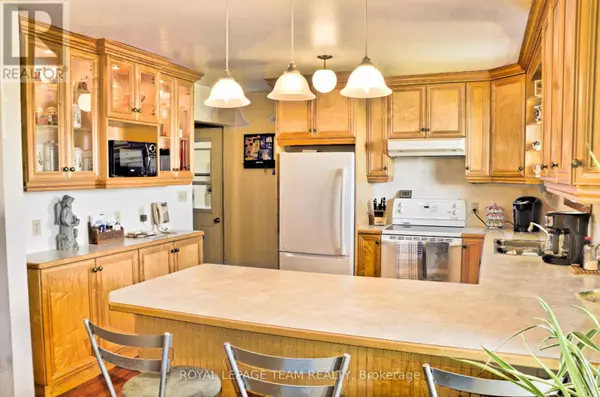 South Dundas, ON K0E1K0,5740 CARMAN ROAD S