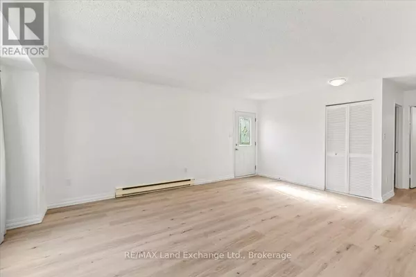 Saugeen Shores, ON N0H2C1,303 Waterloo ST #55