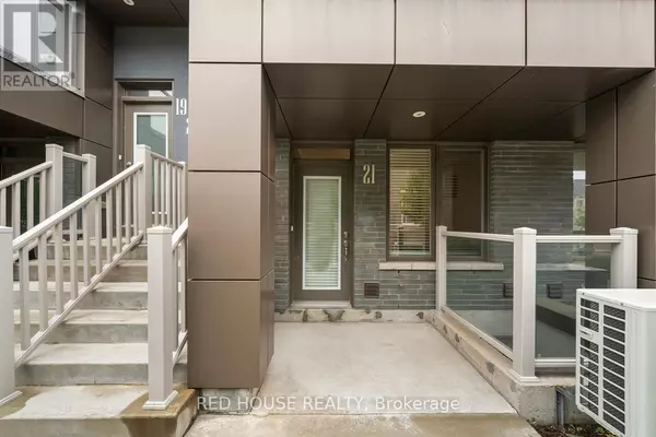 Hamilton (waterdown), ON L0R2H1,261 Skinner RD #21