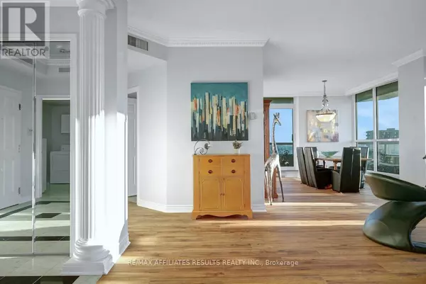 Ottawa, ON K1G5H2,1480 Riverside DR #1906
