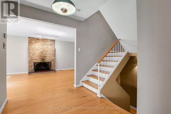 Ottawa, ON K2K1S4,59 LEACOCK DRIVE