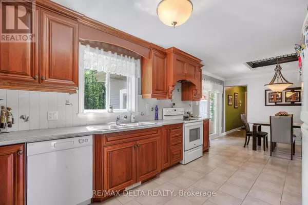 Clarence-rockland, ON K0A1N0,740 VINETTE ROAD