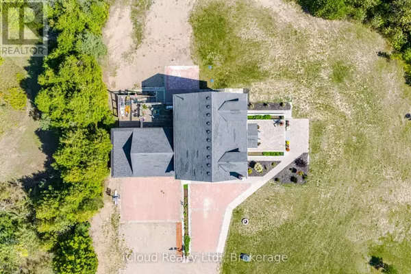 Mono, ON L9W6R9,346195 15TH SIDE ROAD