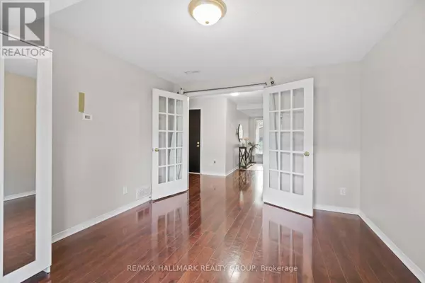 Ottawa, ON K1C7B9,1951 ASHMONT STREET