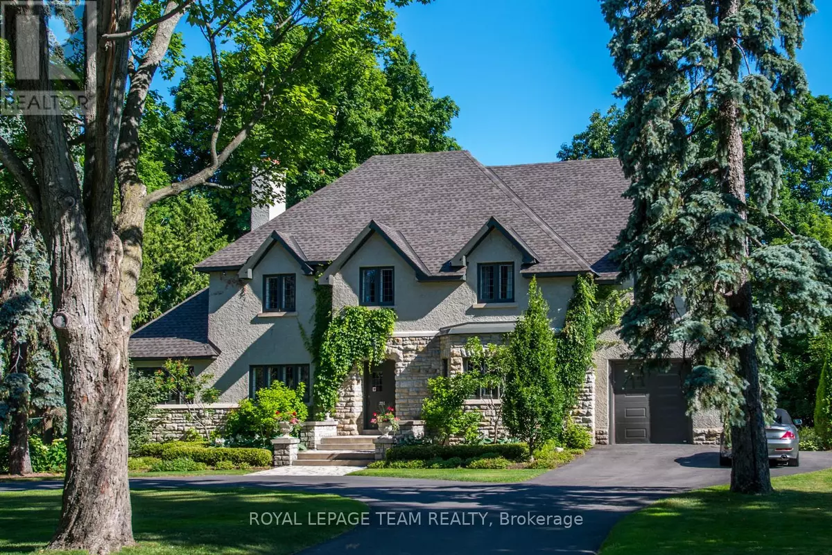 Ottawa, ON K1M0C9,251 PARK ROAD