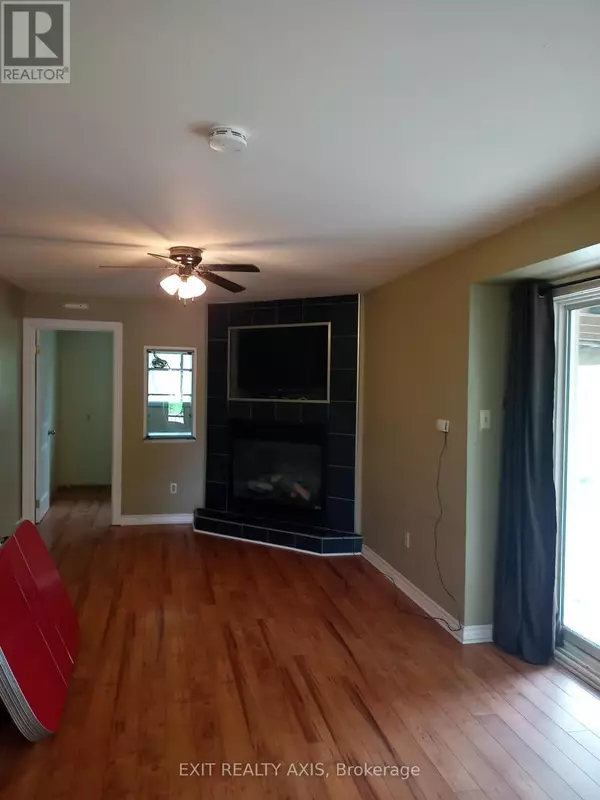 Smiths Falls, ON K7A5B8,11 & 13 BAYVIEW CRESCENT