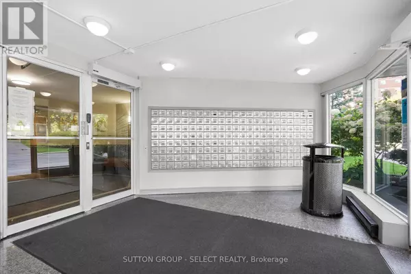 London South (south X), ON N6E2S9,1105 Jalna BLVD #1204