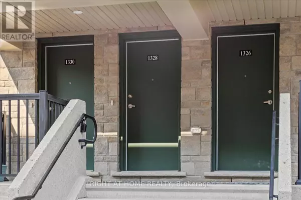 Ottawa, ON K2T0P6,1328 CREEKWAY PRIVATE