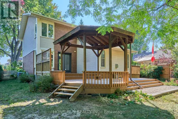 Ottawa, ON K2L2M3,20 THIESSEN CRESCENT