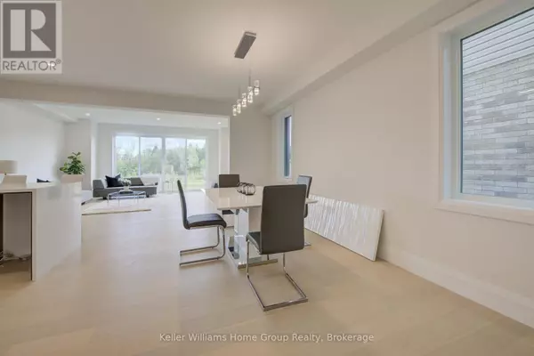 Guelph (victoria North), ON N1E0T1,31 NICHOLAS WAY