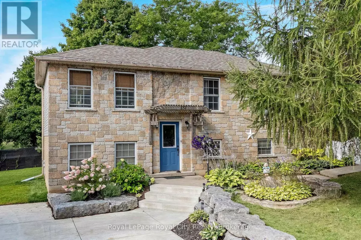 Guelph/eramosa (rockwood), ON N0B2K0,151 QUEEN STREET