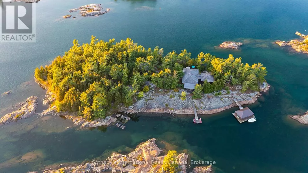 1 A266 ISLAND, The Archipelago (archipelago North), ON P0G1K0