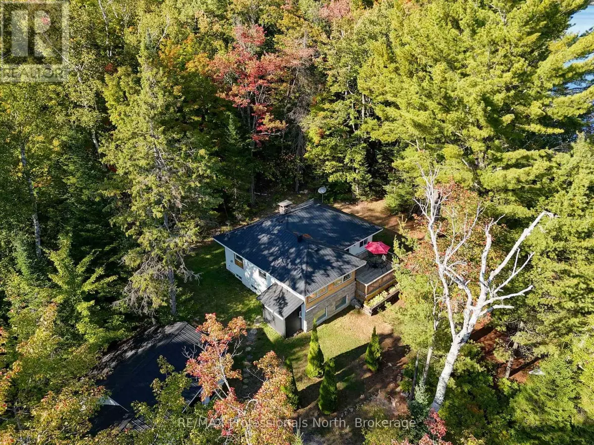 Bracebridge (oakley), ON P0B1A0,1046 PINE LAKE SHORES PRIVATE