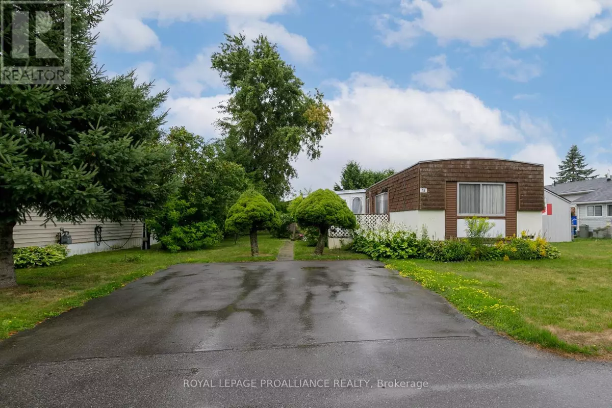Quinte West (sidney Ward), ON K8N4Z3,15 THRUSH LANE