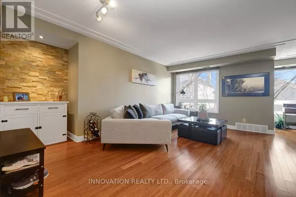 Ottawa, ON K2P0V4,150 Waverley ST #2C