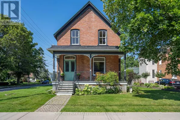 Prince Edward County (picton Ward), ON K0K2T0,28 CENTRE STREET